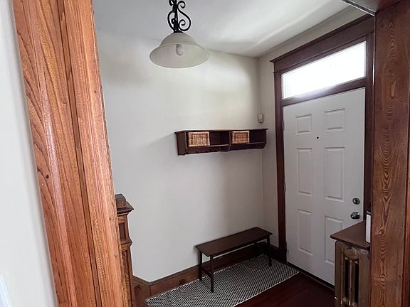 Entry way