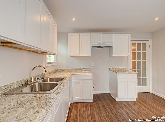 5th image of 131 McCauley Blvd