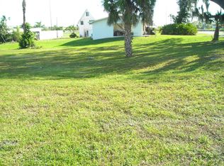 199 Avenue M, Moore Haven, FL 33471