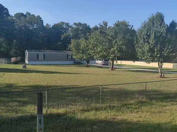 609 Calvary Church Rd, Swansea, SC 29160