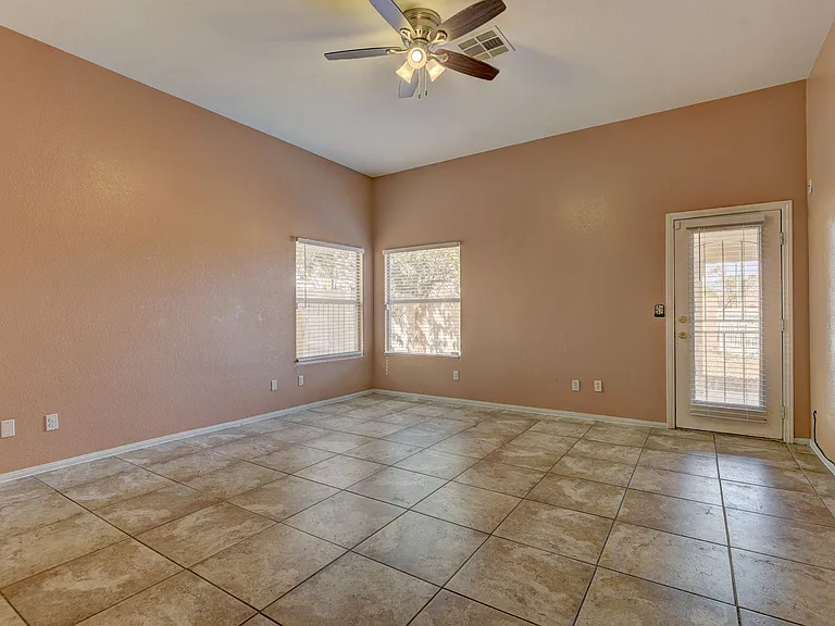7928 Villa Finestra Dr — Photo 14