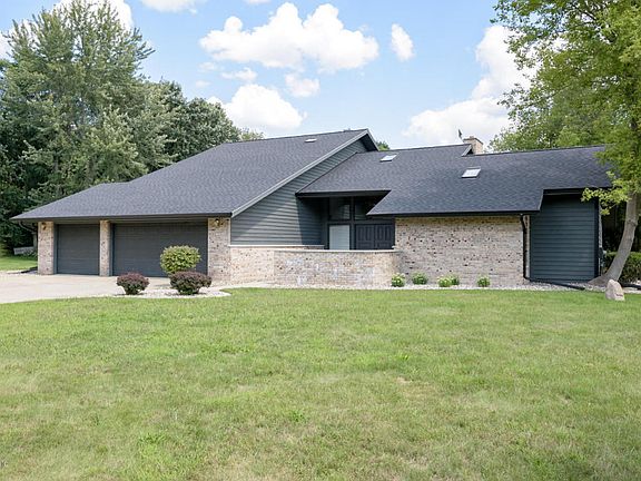 2nd image of 124 Minges Hills Dr