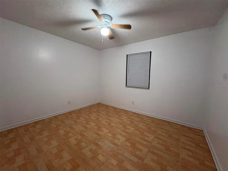 1724 Foxhall Cir #1724 — Photo 15