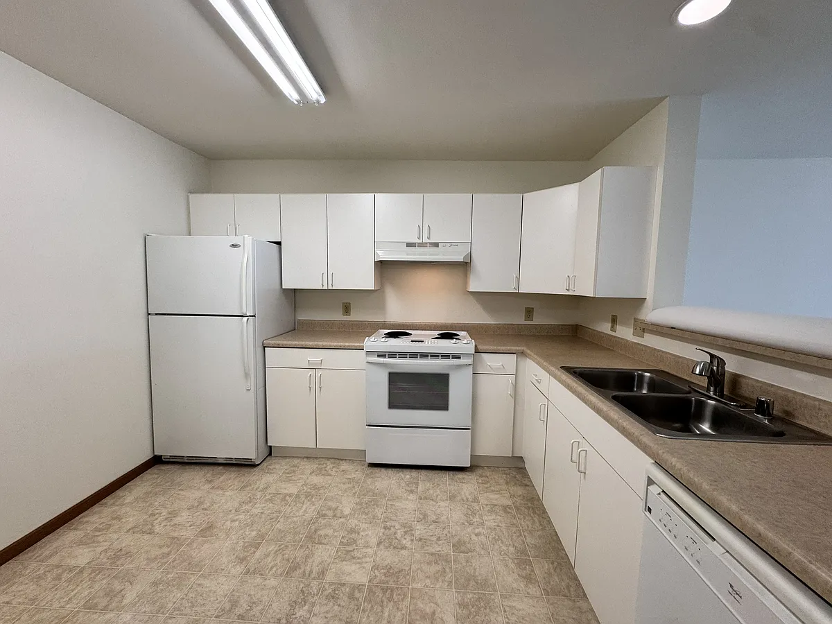 Building Photo - 6162 Dell Dr #217