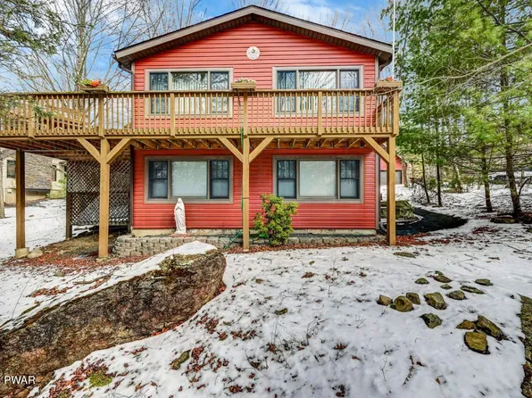 5 Pinecrest Ct, Lake Ariel, PA 18436