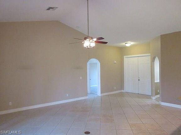 5th image of 2518 SW 31st Ln
