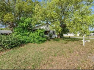5719 13th St, Zephyrhills, FL 33542