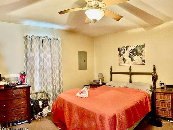2nd image of 5447 Quail Creek Cir