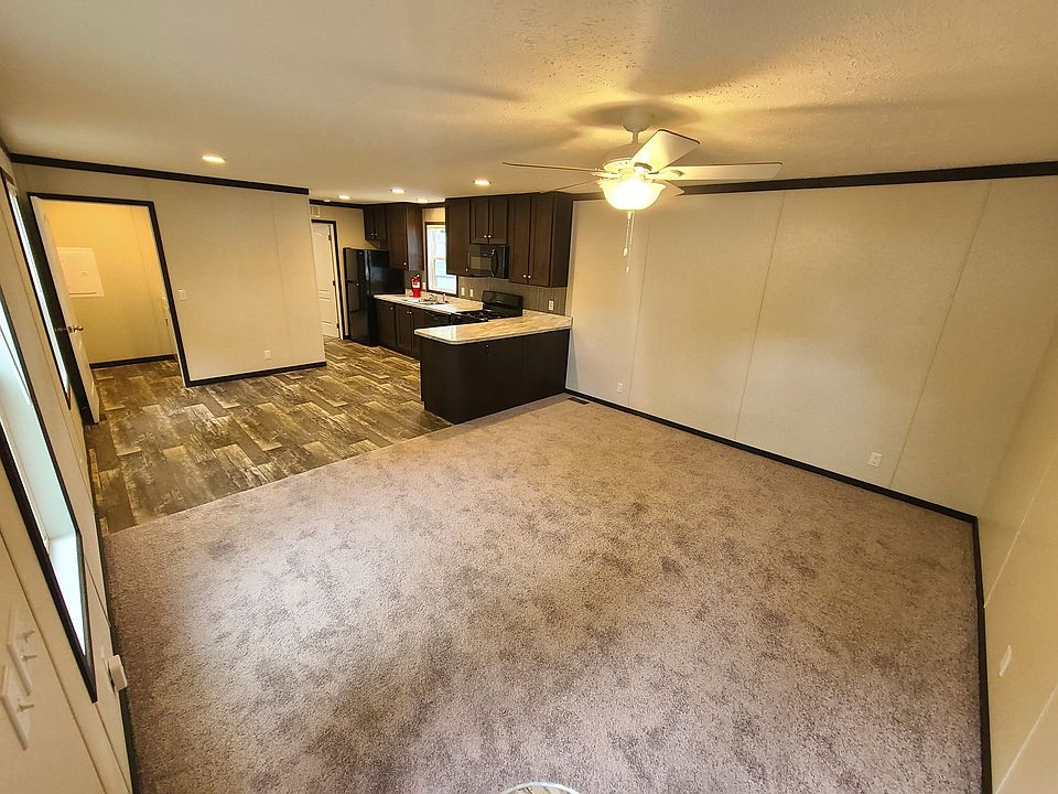 1st image of 516 Courtland Ln #77