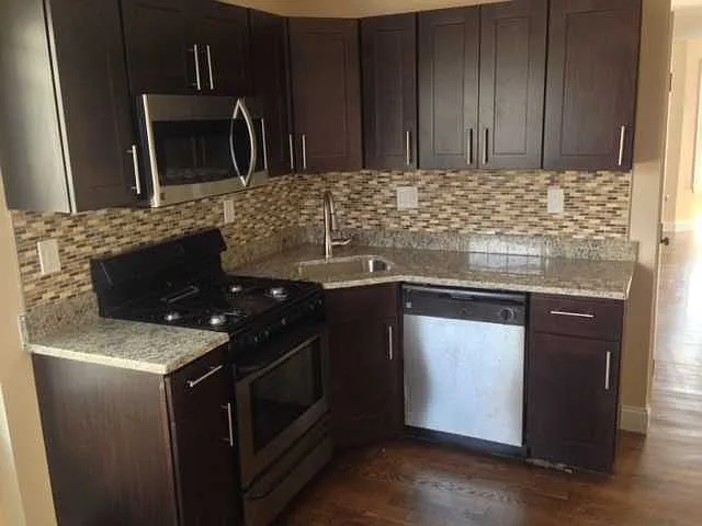 2 bed, $2,495 — Photo 3