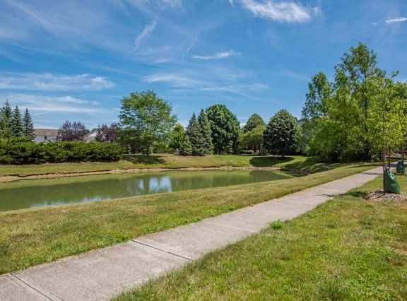 3rd image of 4583 Trailane Dr