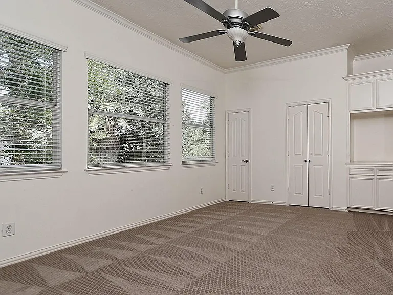 27 Bluff Creek Pl — Photo 17