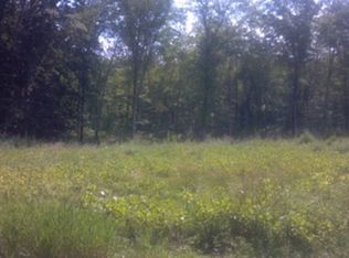 17 Crosmour Rd, Rhinebeck, NY 12572