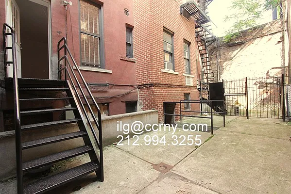 Rented by City Connections Realty | media 26