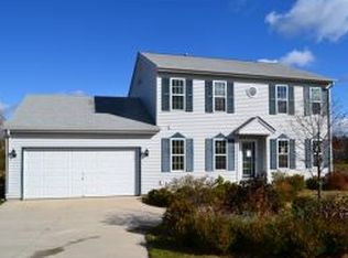 270 Joans Ct, Cedar Grove, WI 53013