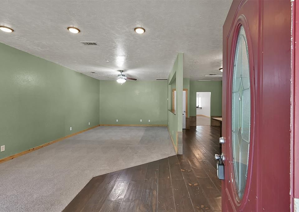 1st image of 17835 Autumn Leaf Ln