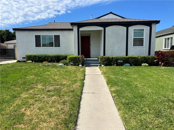 11821 Menlo Ave, Los Angeles, CA 90044