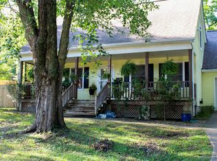 111 Hillside Dr, Berea, KY 40403