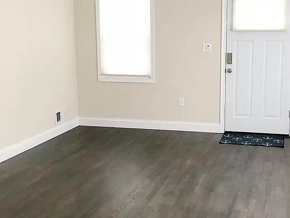 5th image of 106 Leighton Ave