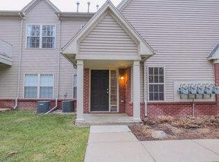 975 Addington Ln, Ann Arbor, MI 48108