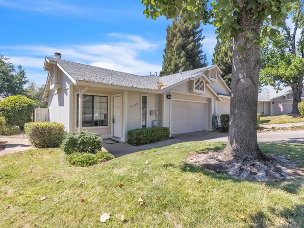 2249 Country Villa Ct, Auburn, CA 95603