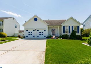 761 Amber Ln, Vineland, NJ 08360