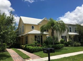 10486 SW Waterway Ln, Port Saint Lucie, FL 34987