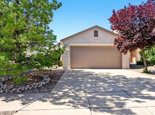 10636 McMichael Ln SW, Albuquerque, NM 87121