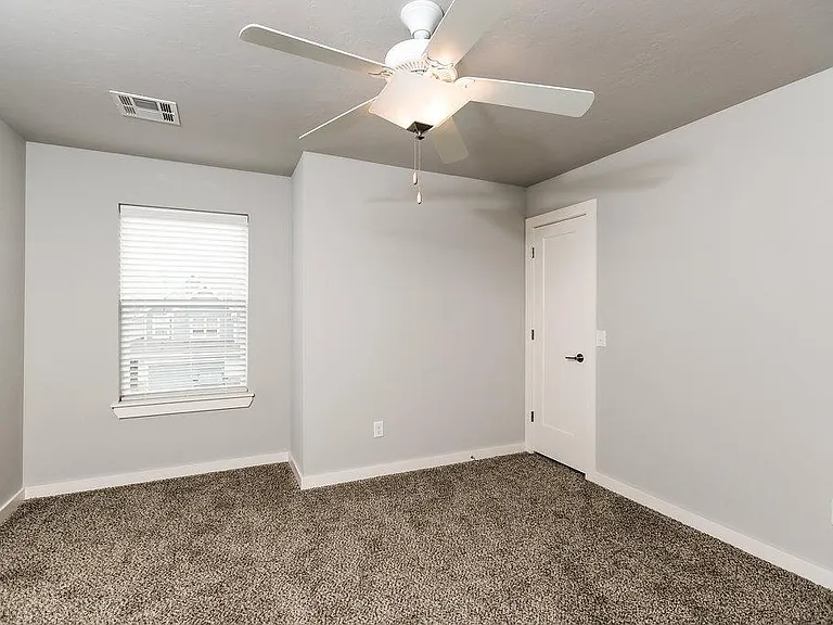 17605 Sunny Hollow Rd #B — Photo 11