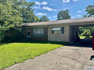 1601 Walden Dr, Southside, AL 35907