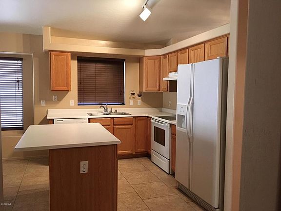 5th image of 2124 E Rosemonte Dr