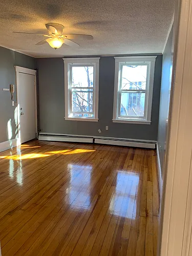 56 Ward St #4B Photo 1