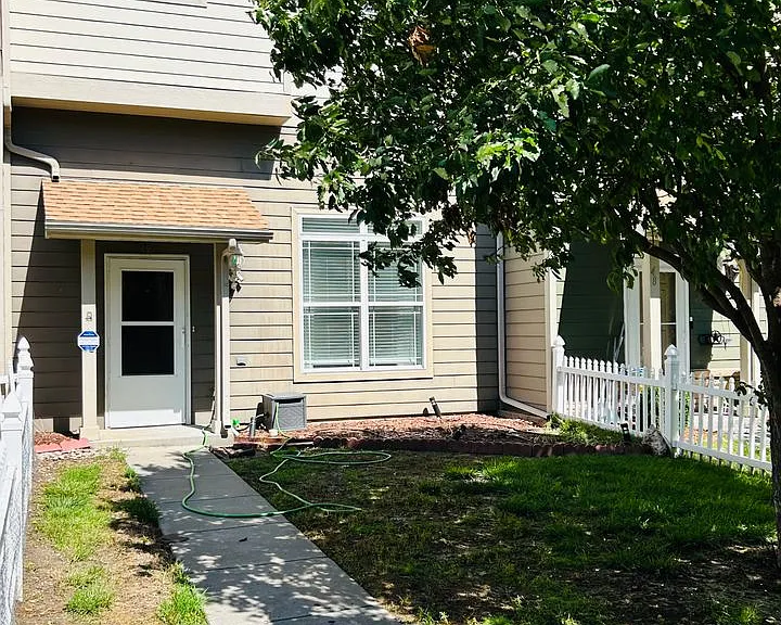 49 Fuller Cir — Photo 1