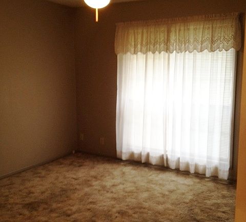 2nd image of 59 Oakwood Dr