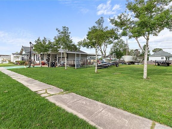 4th image of 1528 Schnell Dr