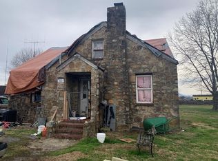 103 Nichols St, Sevierville, TN 37862