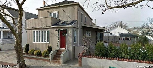 1st image of 123 Garden City Ave