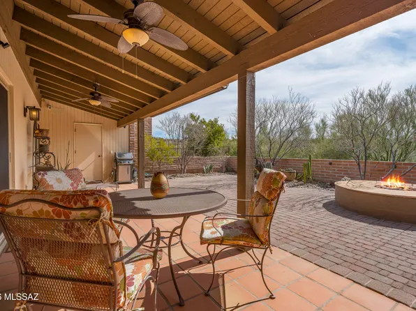 5800 E Cochise Trl, Tucson, AZ 85750