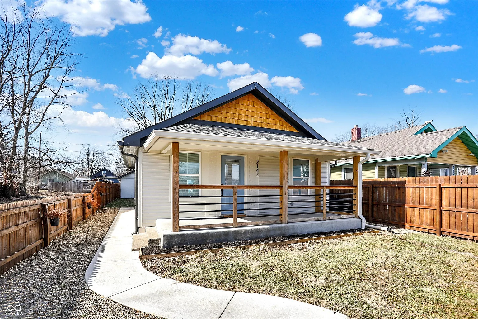 2142 Gent Ave photo 1