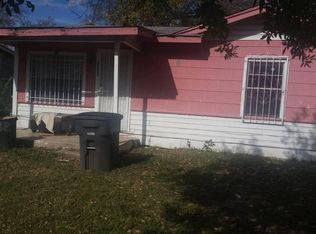 211 Segura St, San Antonio, TX 78237
