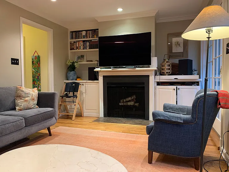 2816 Olive St NW — Photo 9