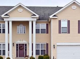 514 Legacy Pointe Dr, Saint Peters, MO 63376
