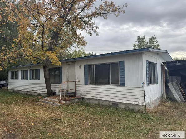 3522 E Menan Lorenzo Hwy, Menan, ID 83434
