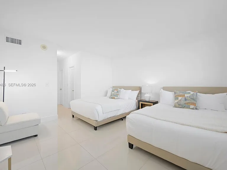 19370 Collins Ave #1622 — Photo 13