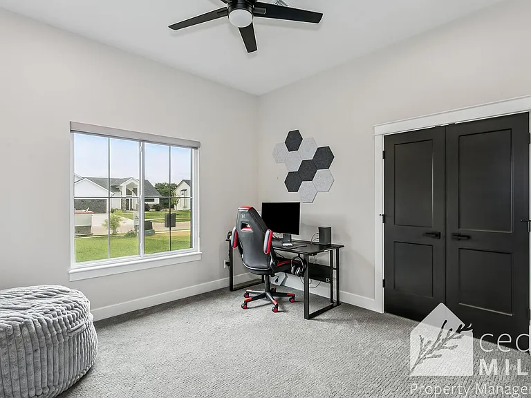 1502 N Emerald Valley Dr — Photo 9