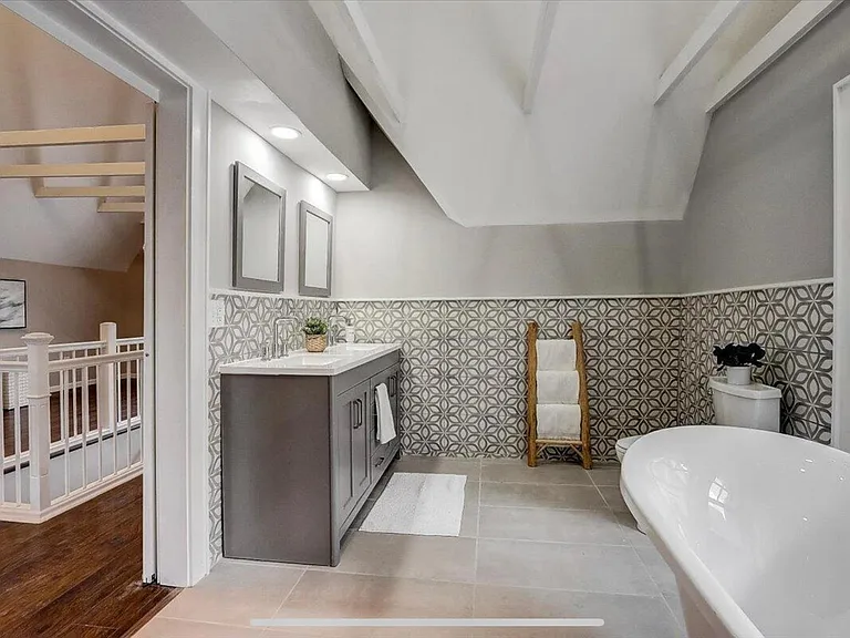 2908 W McKinley Blvd — Photo 21