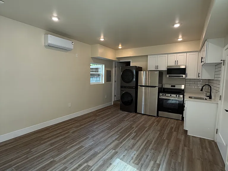 14825 Magnolia Blvd #12 — Photo 1