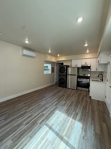 14825 Magnolia Blvd #12 Photo 1