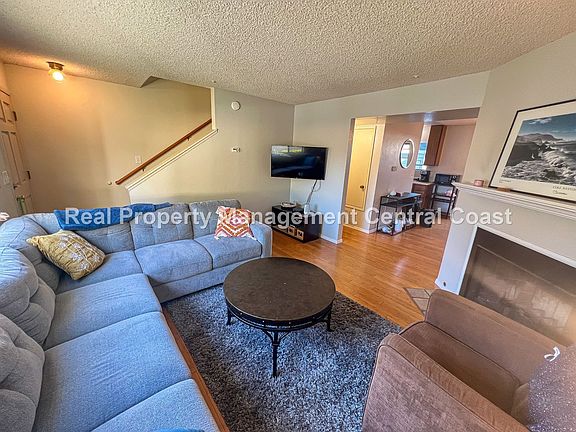 4th image of 365 N Chorro St APT C