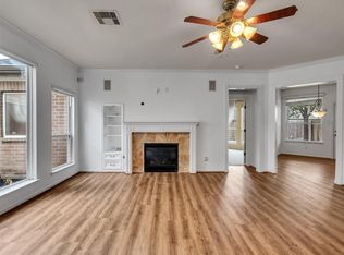 9915 Valance Way, Conroe, TX 77385